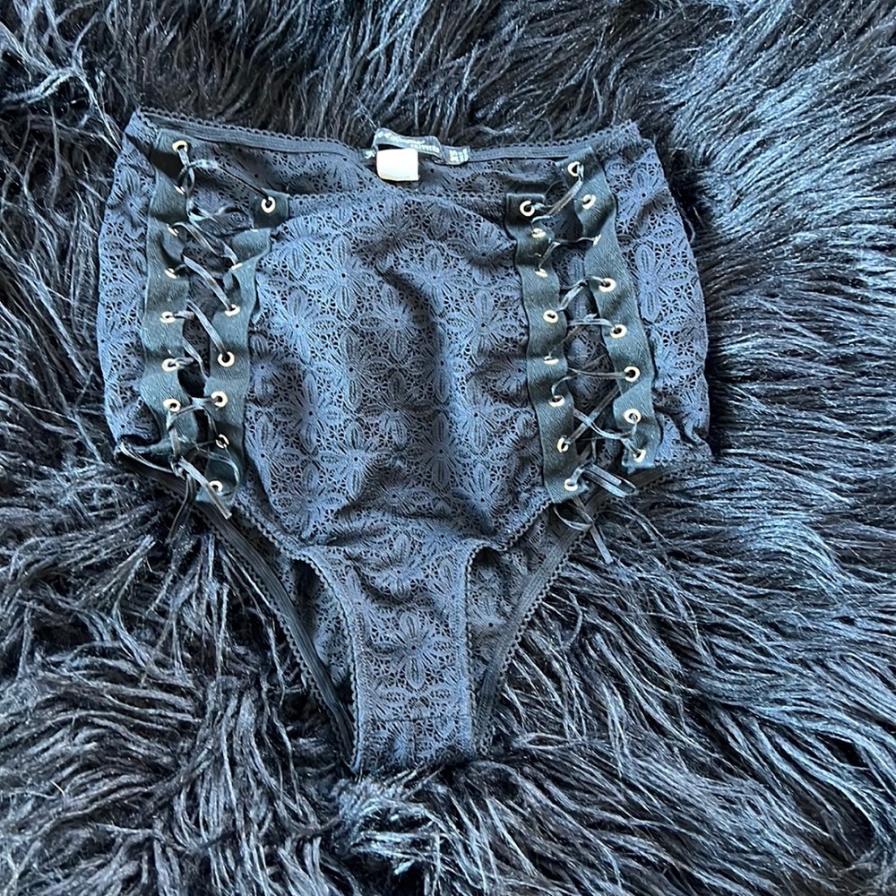 For Love & Lemons Skivvies Black XS High-Waisted Panty